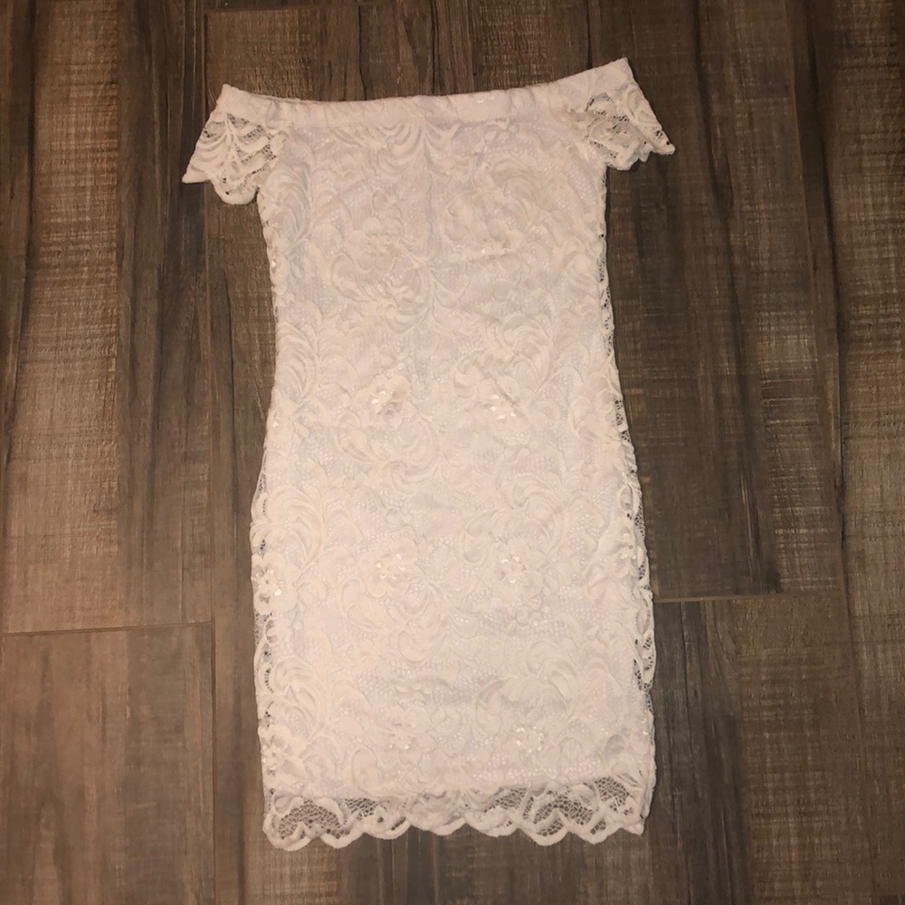 White lace dress